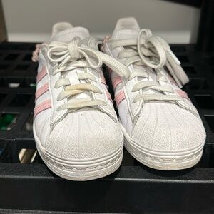 adidas superstar in light pink stripes